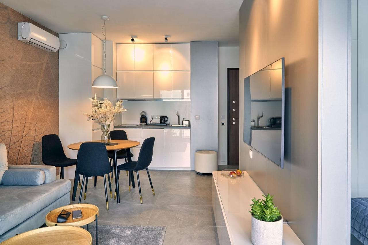 Mennica Residence Apartments By P&O Serviced Apartments Varsovia Exterior foto