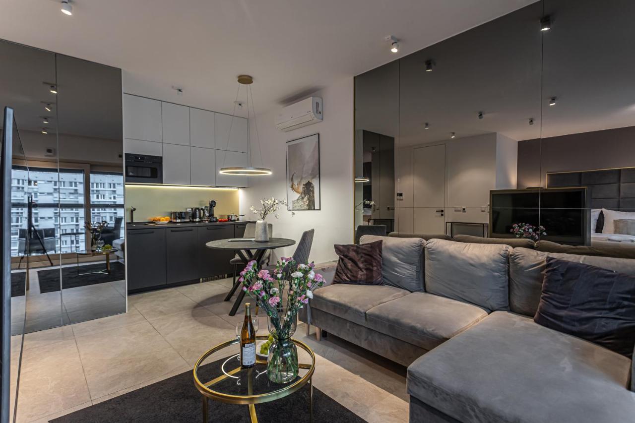 Mennica Residence Apartments By P&O Serviced Apartments Varsovia Exterior foto
